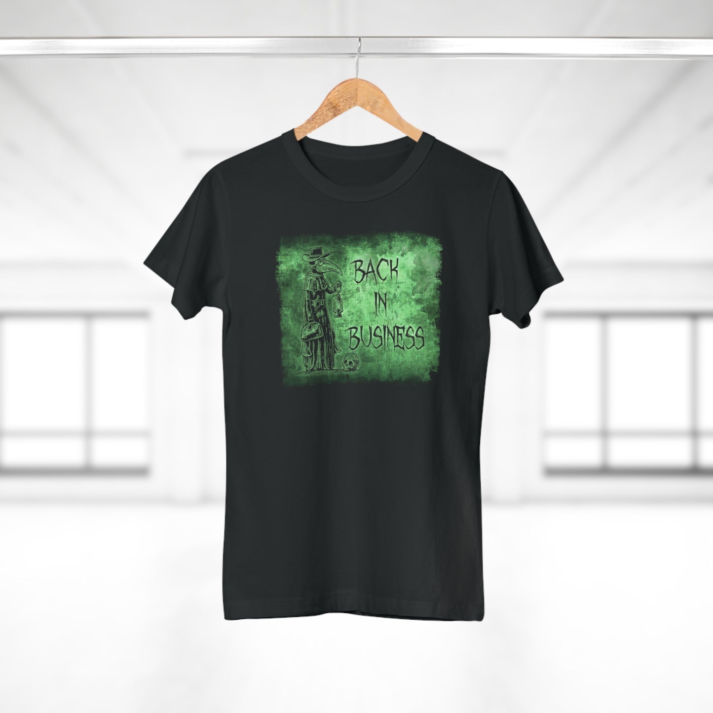 Women's T-shirt Back in Business in Green