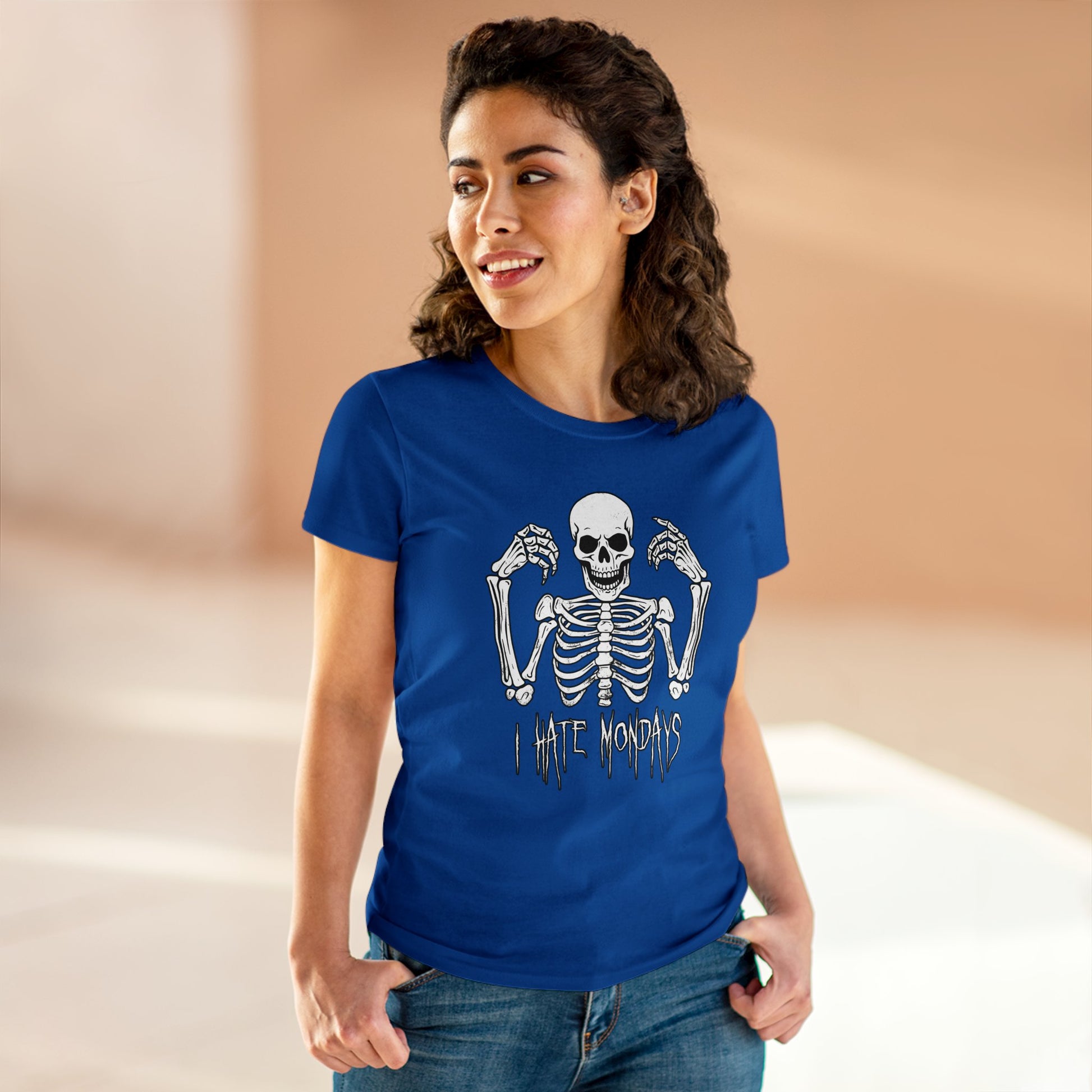 Women's T-shirt Skelly Hates Mondays - Frogos Design