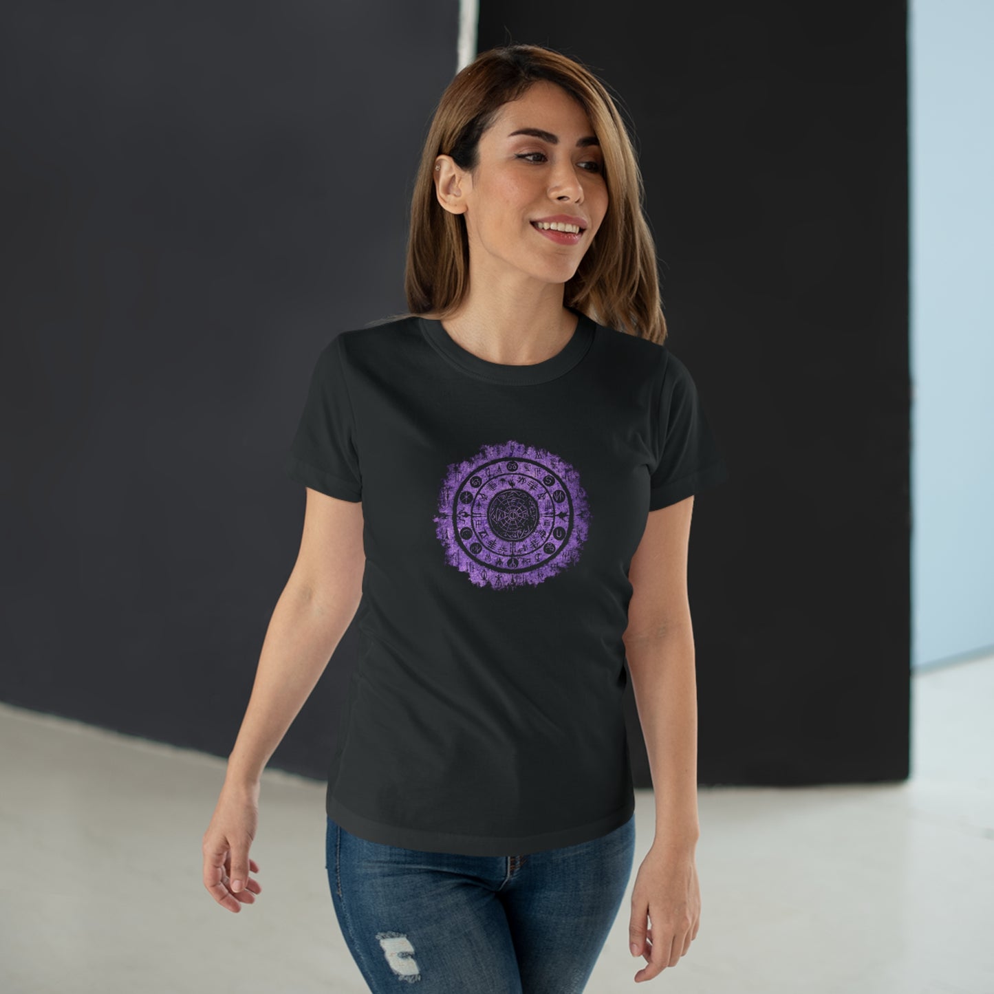 Women's T-shirt Witchcraft Seal in Purple