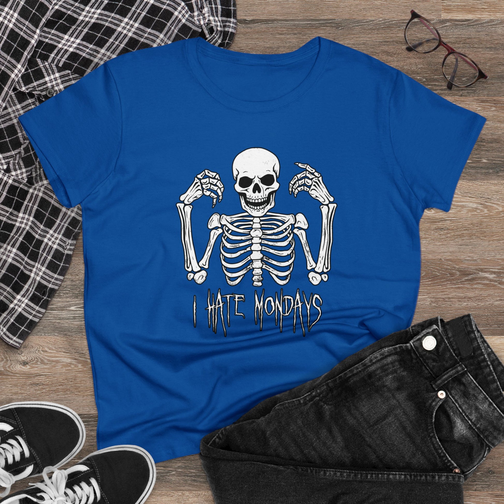 Women's T-shirt Skelly Hates Mondays - Frogos Design